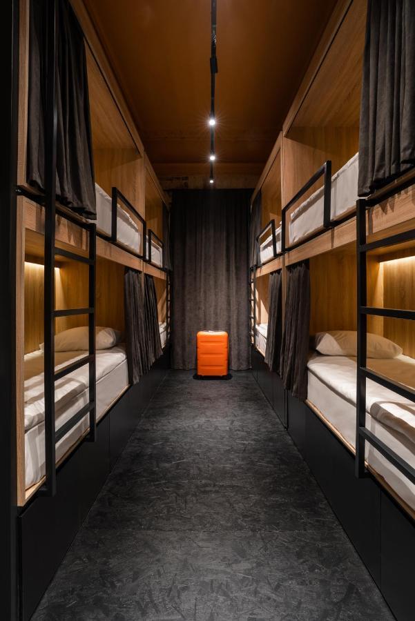 Globe Runner Hostel كييف المظهر الخارجي الصورة