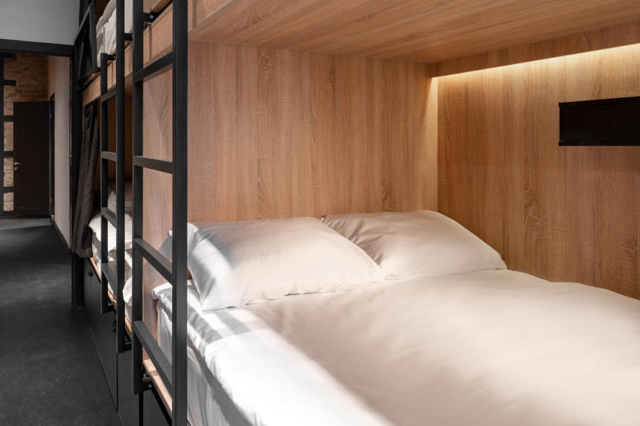 Globe Runner Hostel كييف المظهر الخارجي الصورة