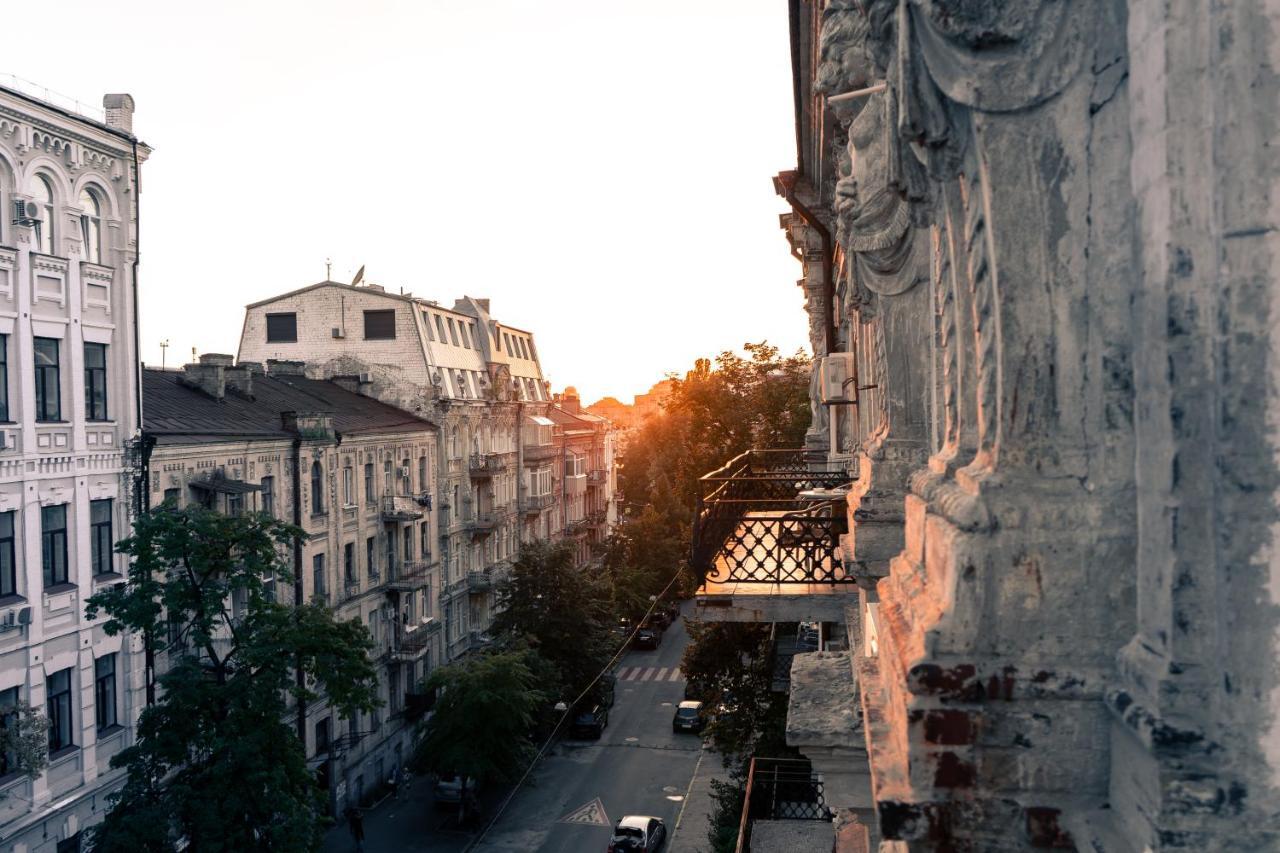 Globe Runner Hostel كييف المظهر الخارجي الصورة