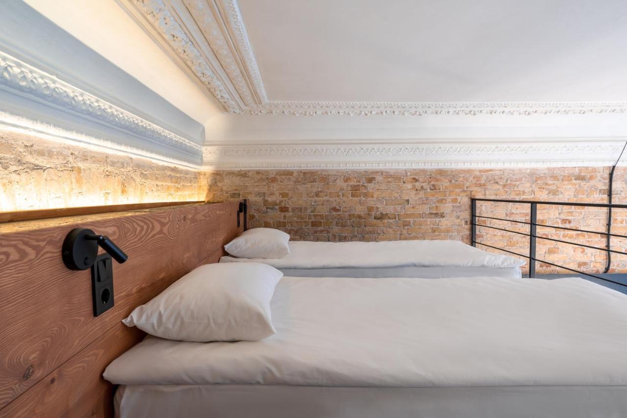 Globe Runner Hostel كييف المظهر الخارجي الصورة